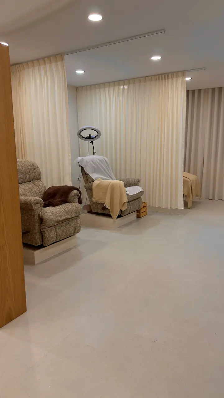 凱倫眉睫設計（桃園中壢店） - 2